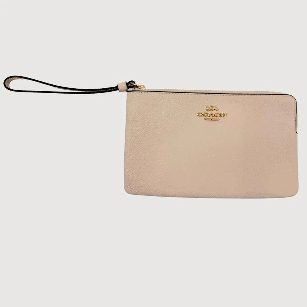 Coach Large Corner Zip Wristlet Cream Pebbled Leather NWT